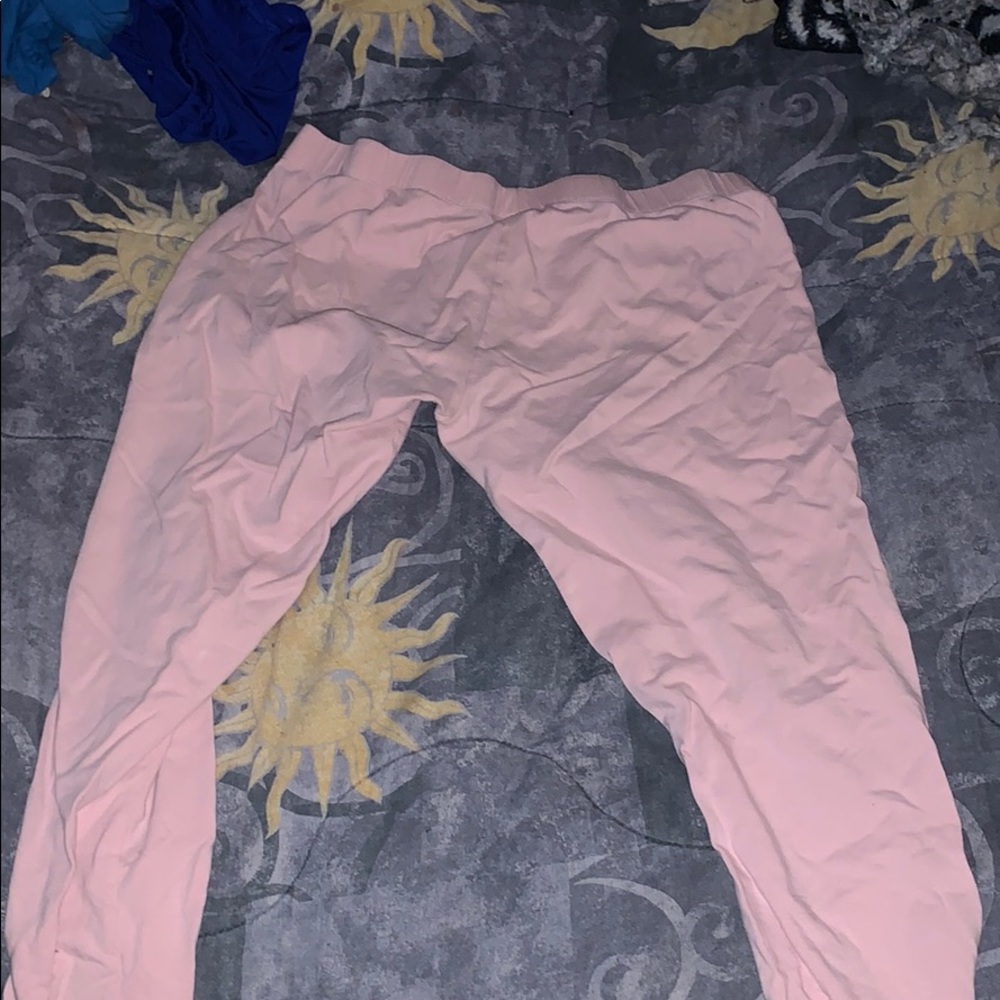 Pink leggings